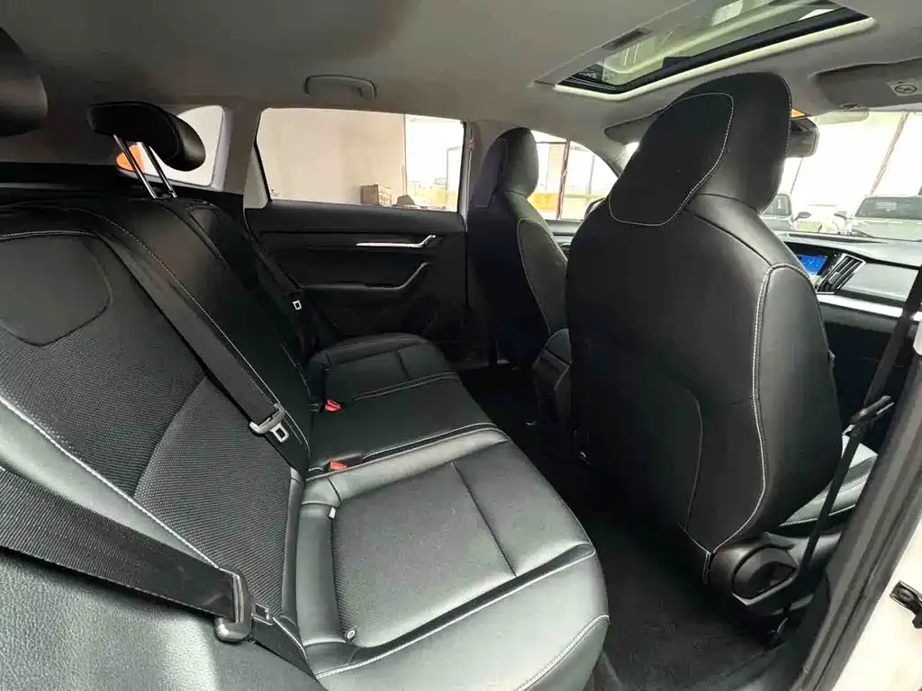Skoda Kamiq 2023 — фото 14