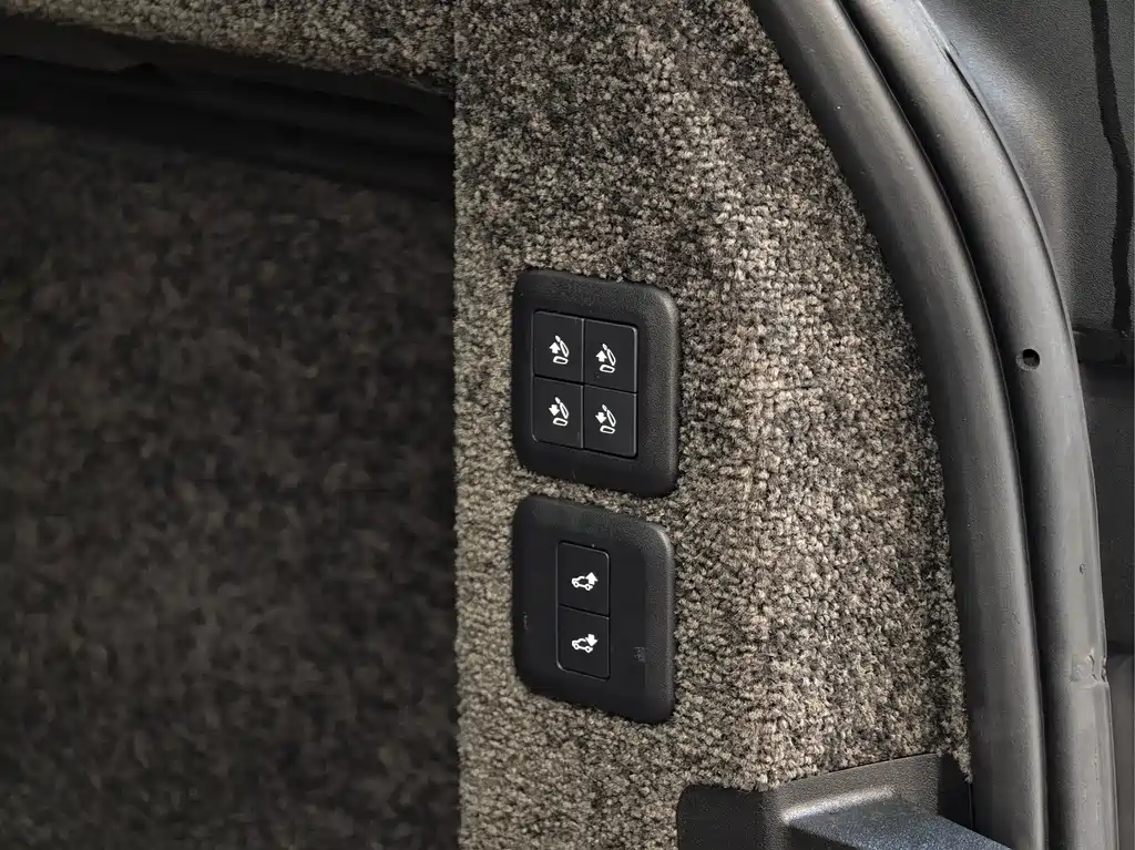 Land Rover Range Rover 2019 — фото 17
