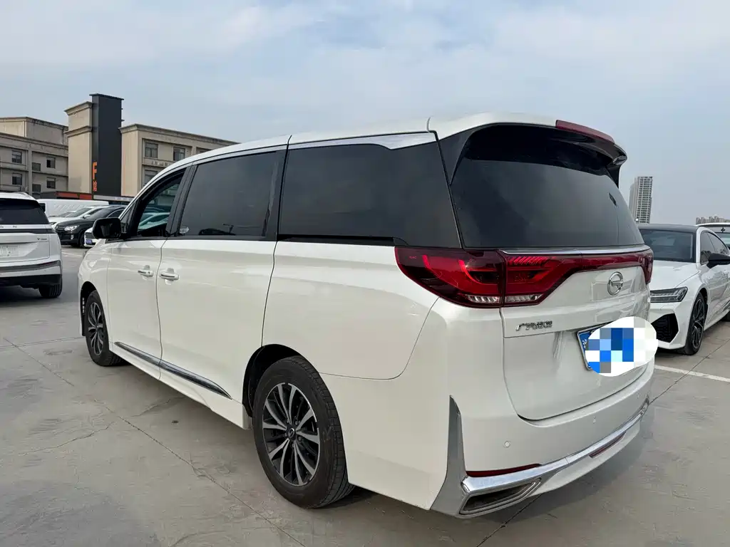 GAC Motor Trumpchi M8 2023 — фото 6