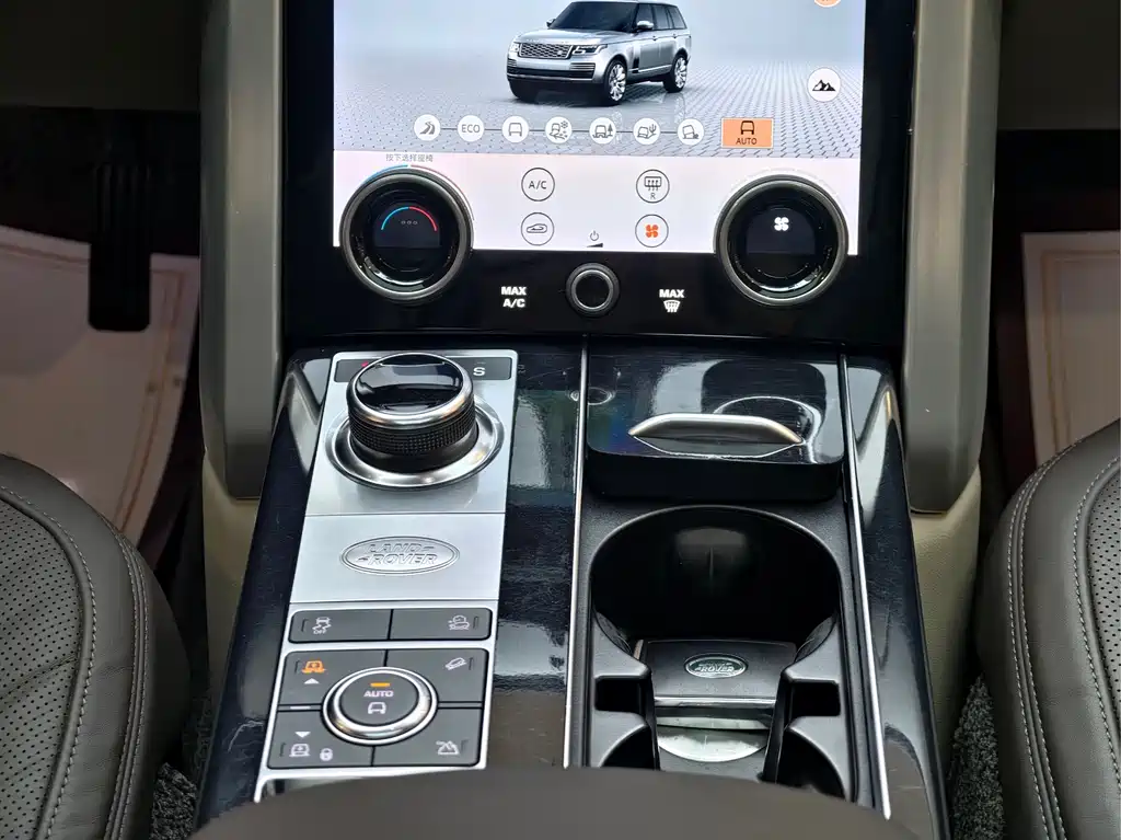 Land Rover Range Rover 2019 — фото 20