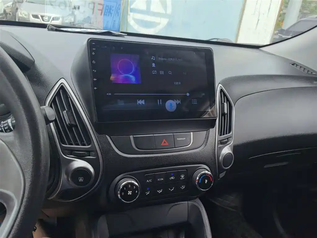 Hyundai ix35 2016 — фото 13