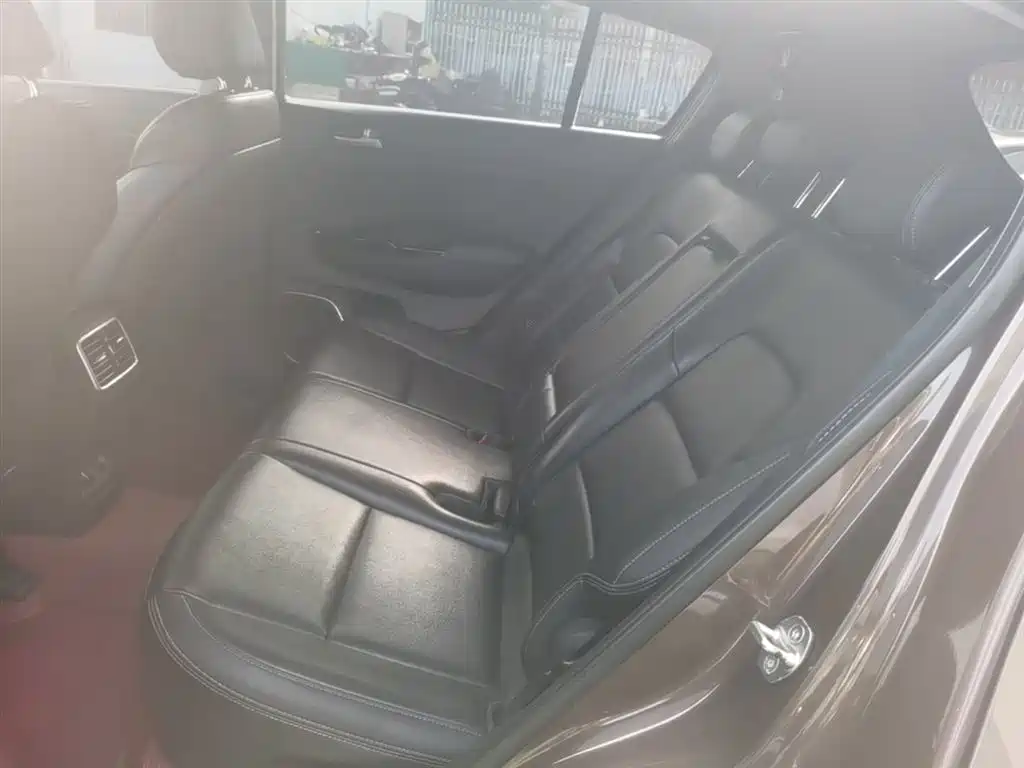 Kia KX5 2016 — фото 17