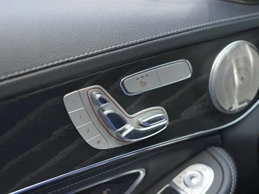 Mercedes-Benz C-Class 2020 — фото 10