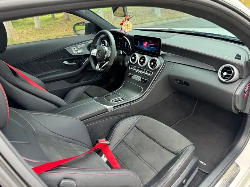 Mercedes-Benz C-Class 2023 — фото 6