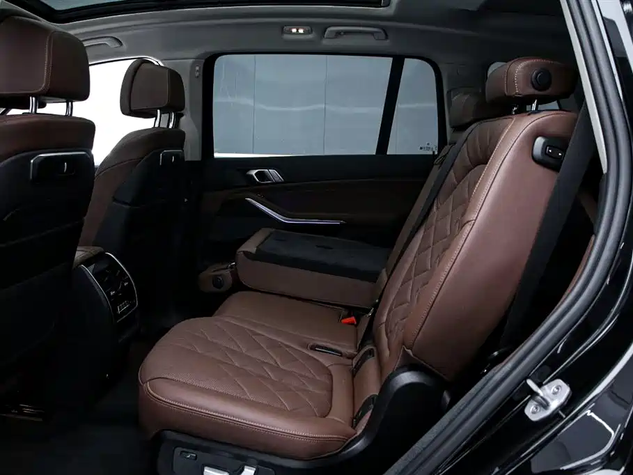 BMW X7 2023 — фото 14