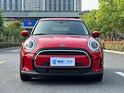 MINI MINI 2022