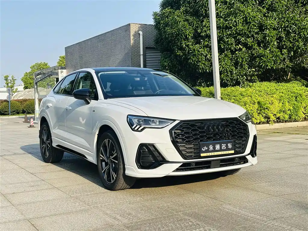 Audi Q3 Sportback 2023 — фото 3