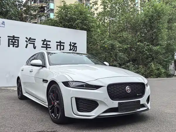 Jaguar XEL 2020