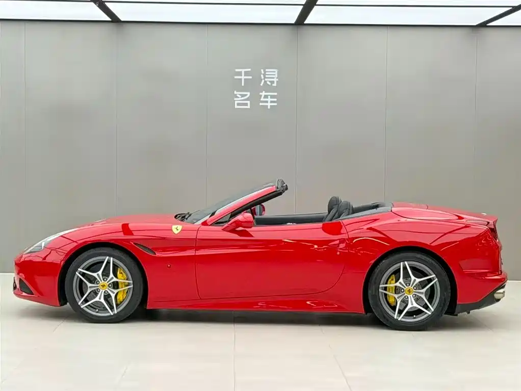 Ferrari California T 2016 — фото 3
