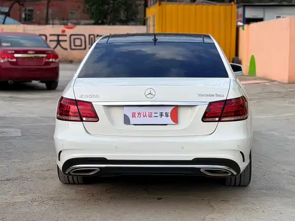 Mercedes-Benz E-Class 2015