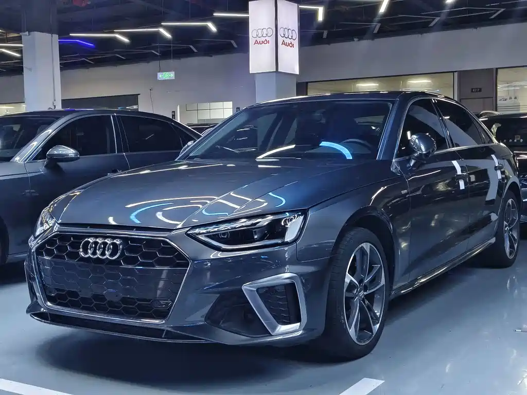 Audi A4L 2020