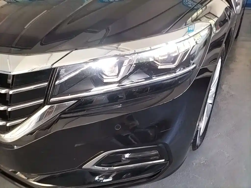 Volkswagen Passat 2020 — фото 15