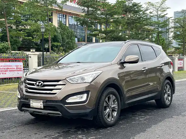 Hyundai Santa Fe 2013