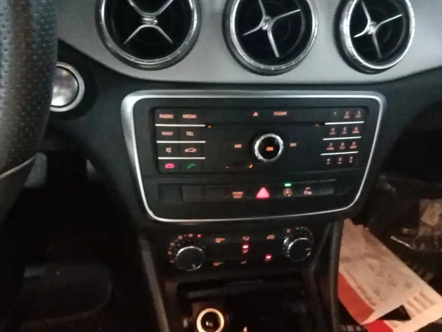 Mercedes-Benz CLA 2016 — фото 13
