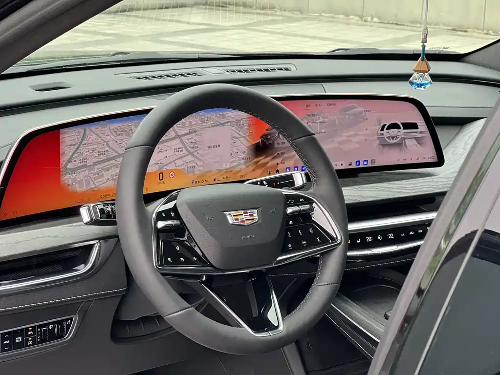 Cadillac XT5 2025 — фото 14