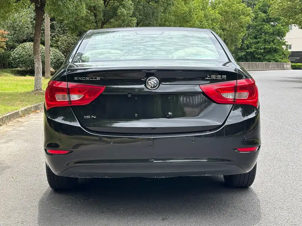 Buick Excelle 2015 — фото 8