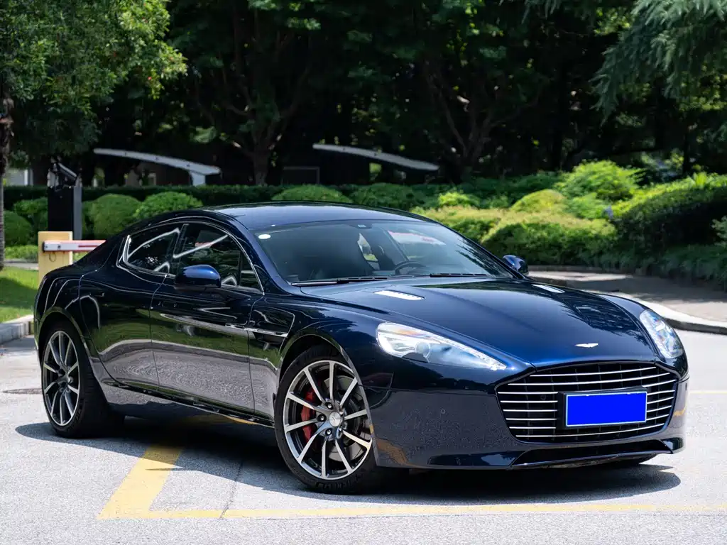 Aston Martin Rapide 2017 — фото 3