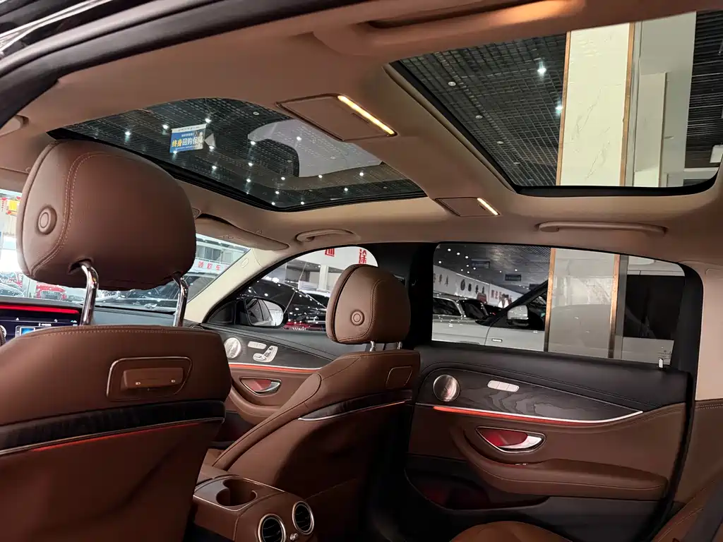 Mercedes-Benz E-Class 2020 — фото 9