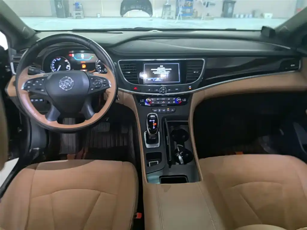 Buick LaCrosse 2018 — фото 10