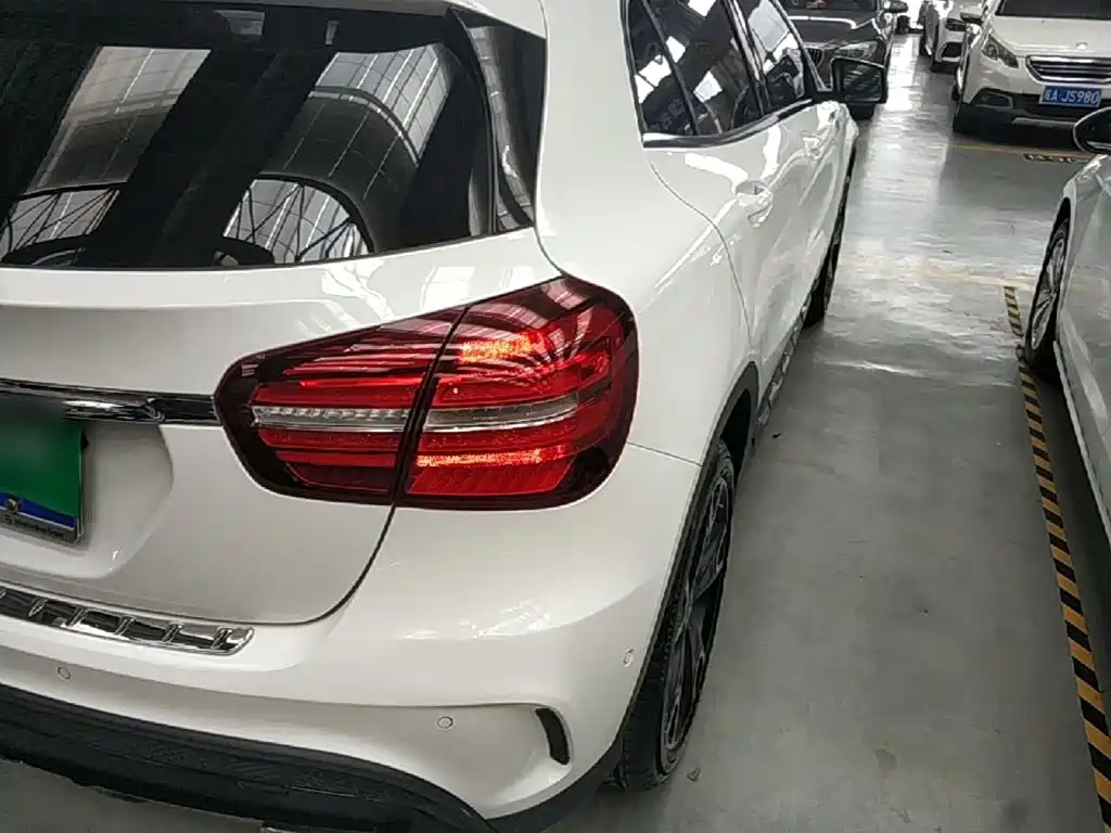 Mercedes-Benz GLA 2017 — фото 8