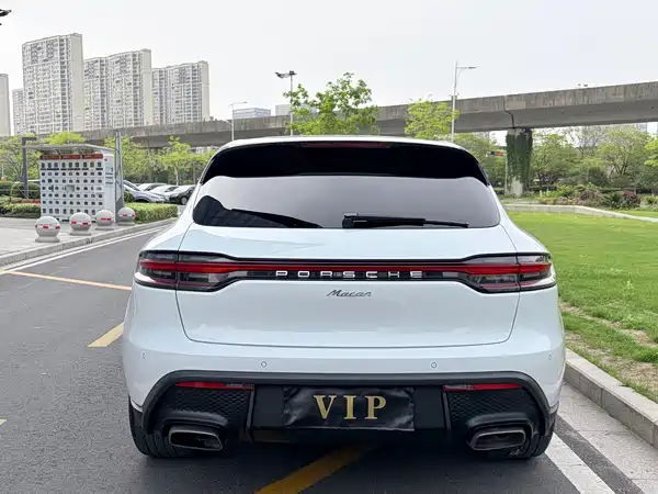 Porsche Macan 2023