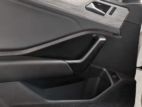 Volkswagen Sagitar 2024