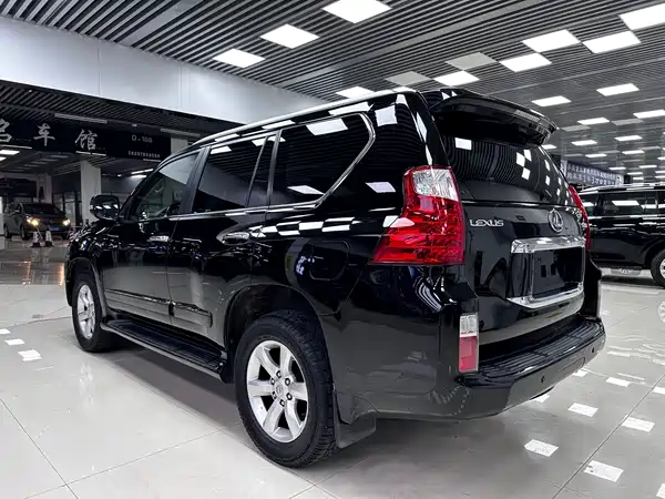 Lexus GX 2010