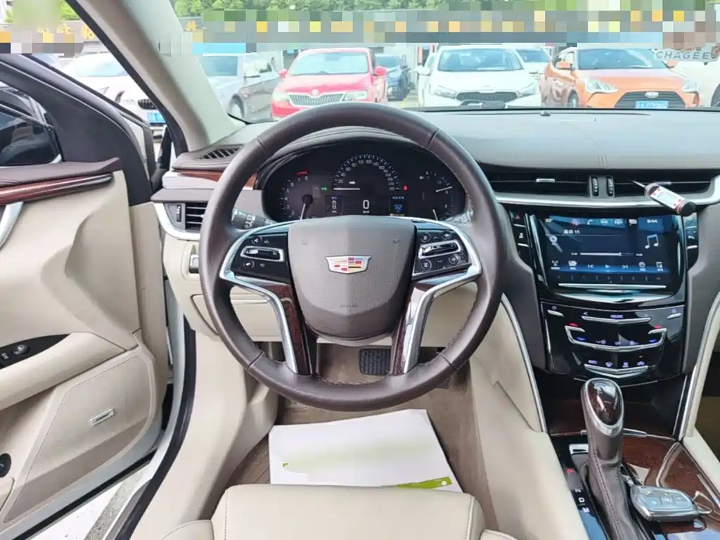 Cadillac XTS 2016 — фото 11