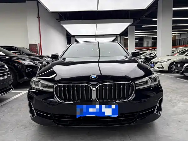 BMW 5 Series 2023