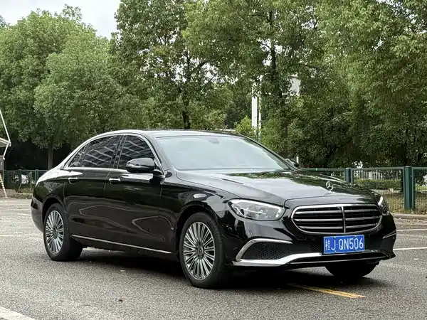 Mercedes-Benz E-Class 2023
