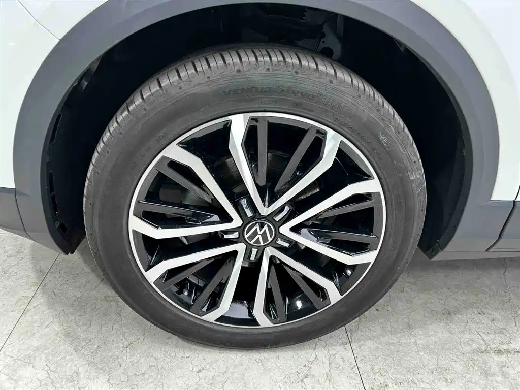 Volkswagen T-Roc 2022 — фото 20