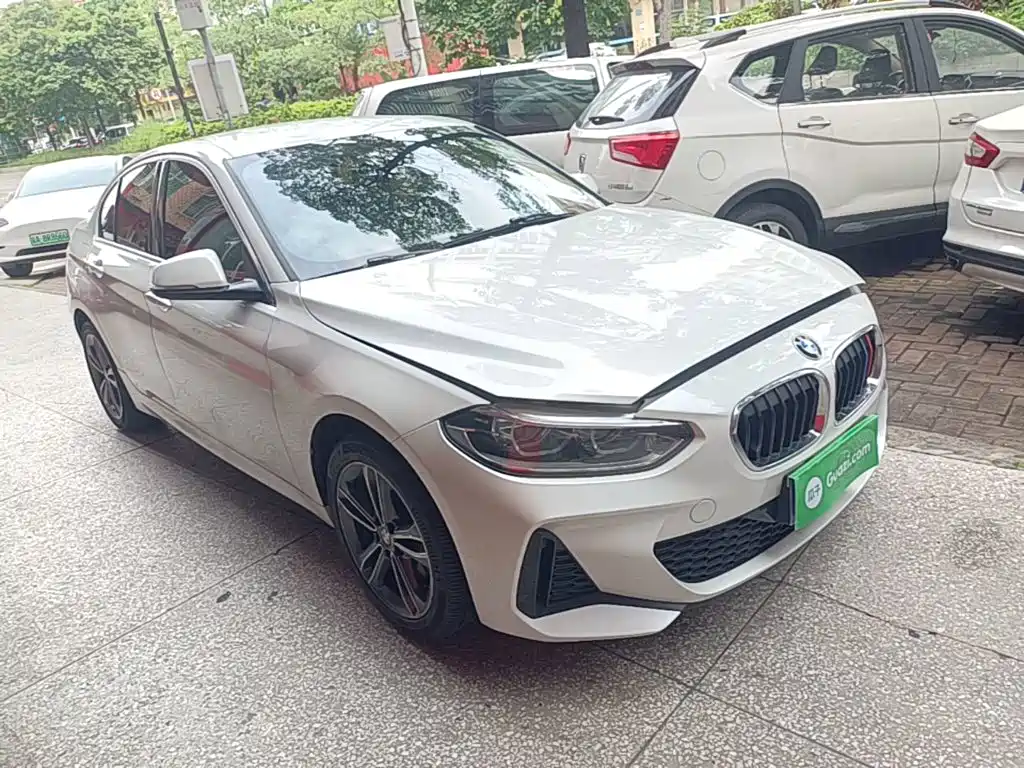 BMW 1 Series 2021