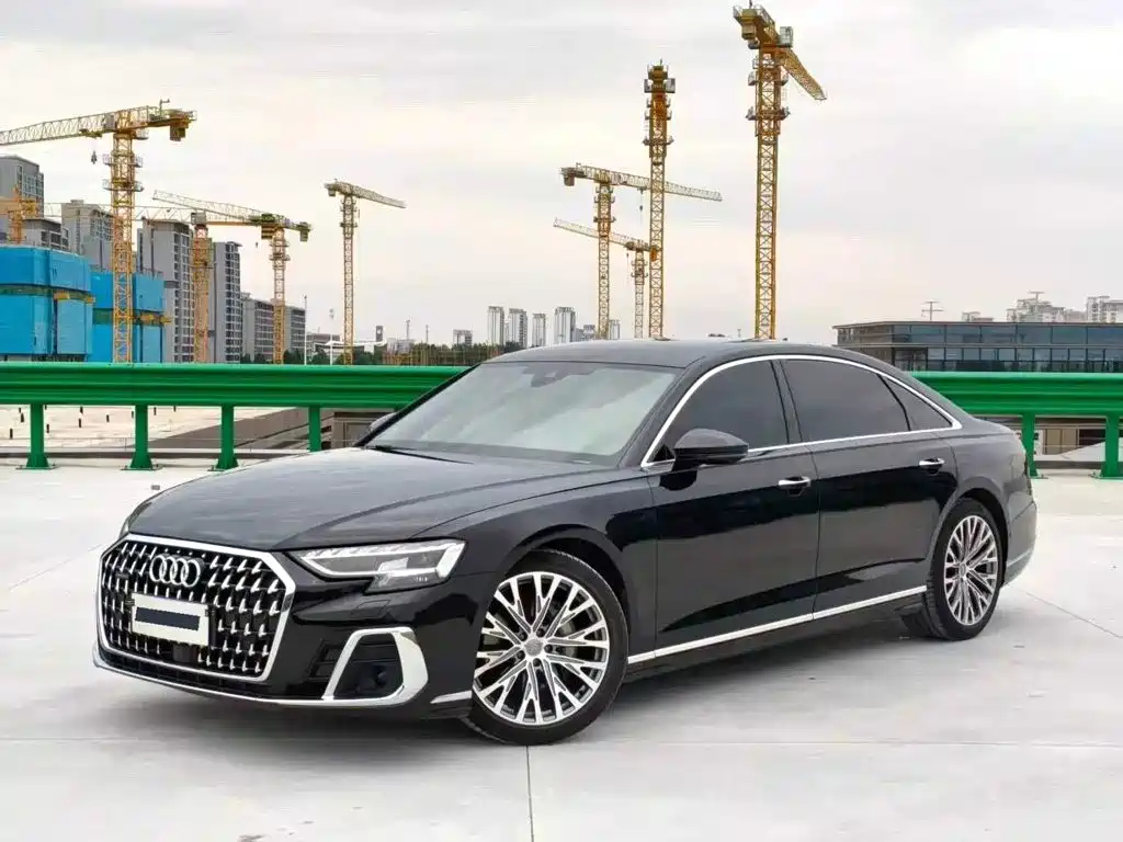 Audi A8 2023 — фото 2