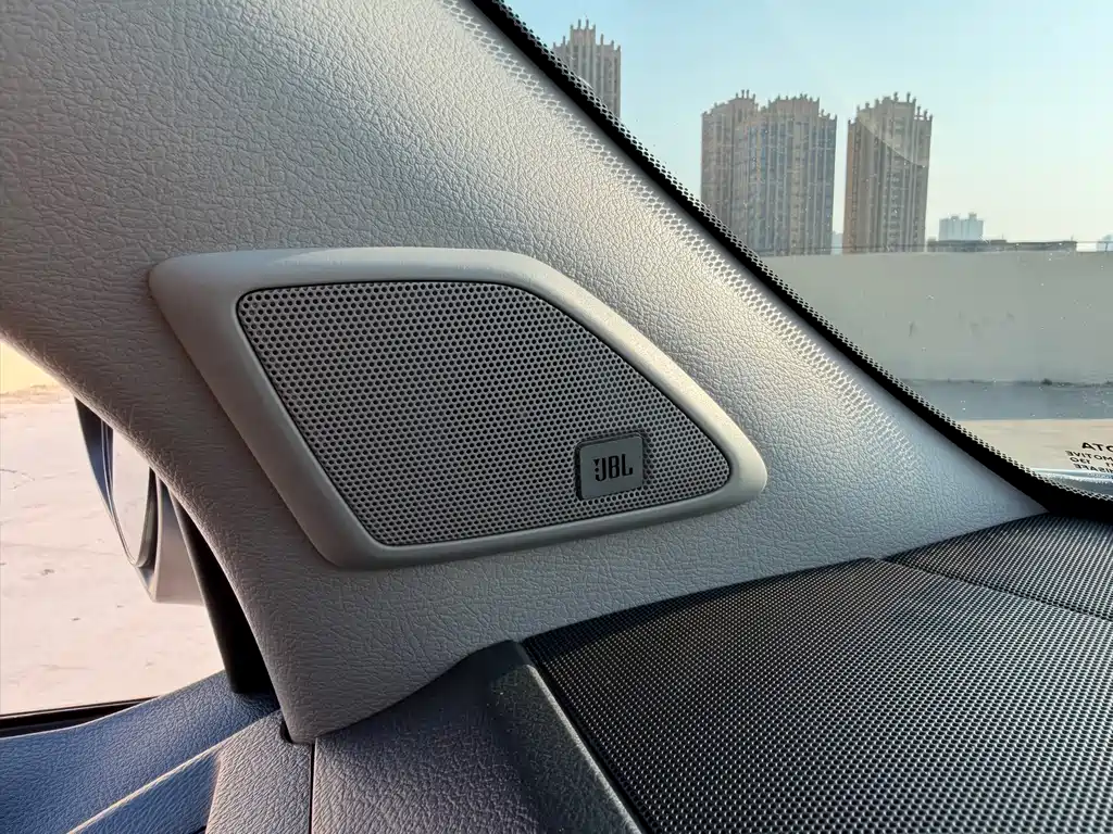 Toyota Prado 2016 — фото 11