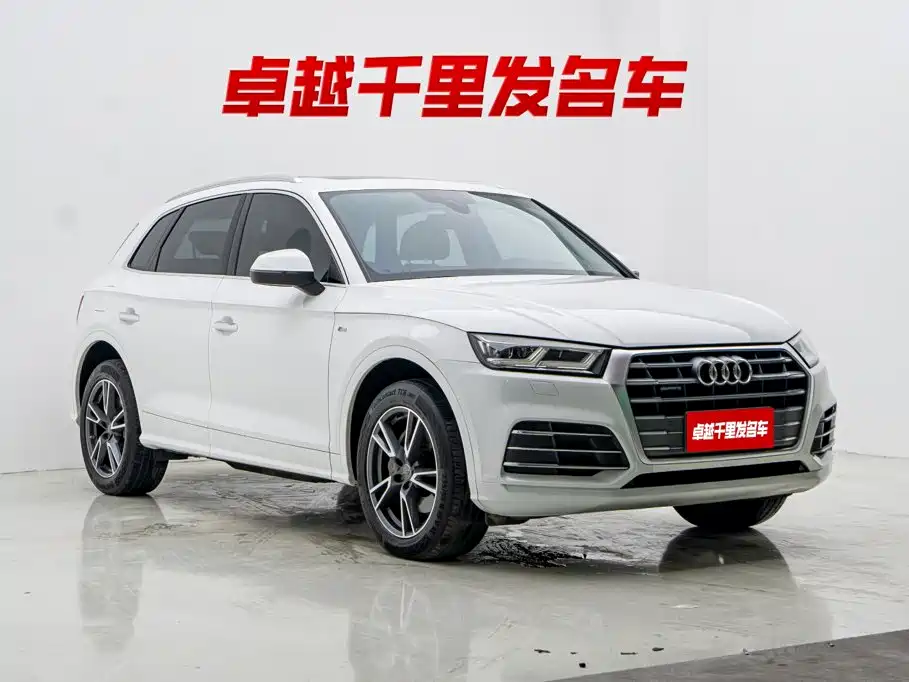 Audi Q5L 2019 — фото 6