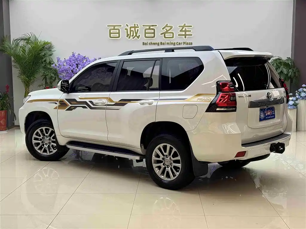 Toyota Prado 2018 — фото 8