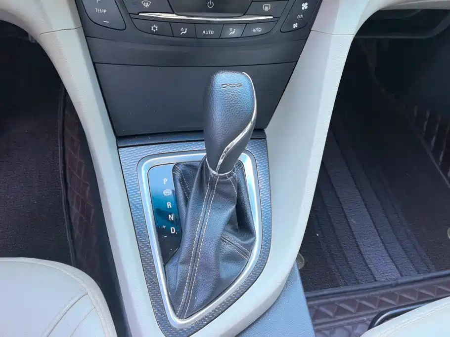 Buick Excelle 2020 — фото 16