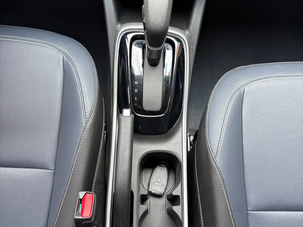 Chevrolet Trax 2023 — фото 13