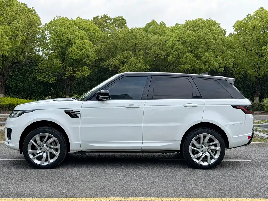 Land Rover Sport 2019 — фото 25