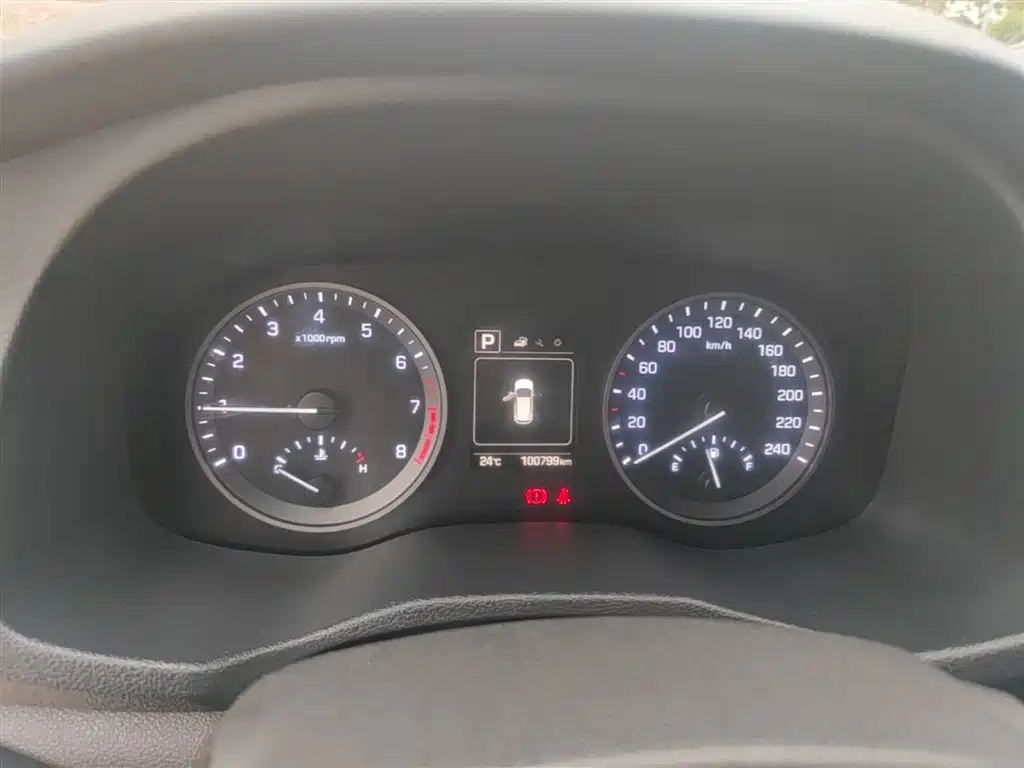 Hyundai Tucson 2018 — фото 12