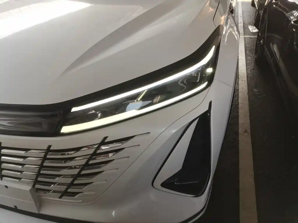 Changan CS75PLUS 2024 — фото 24