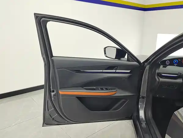 Changan UNI-V 2022