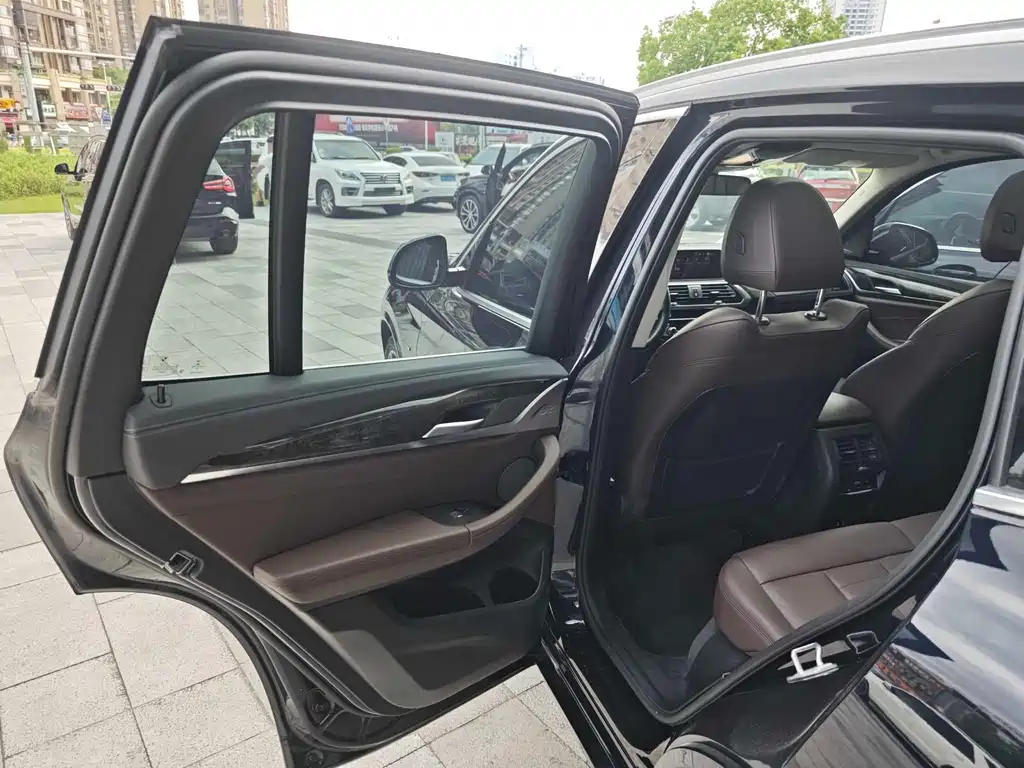 BMW X3 2020 — фото 12