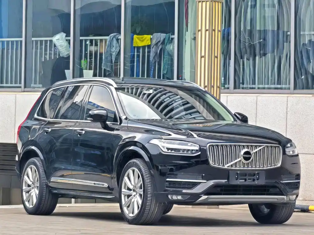 Volvo XC90 2018 — фото 3