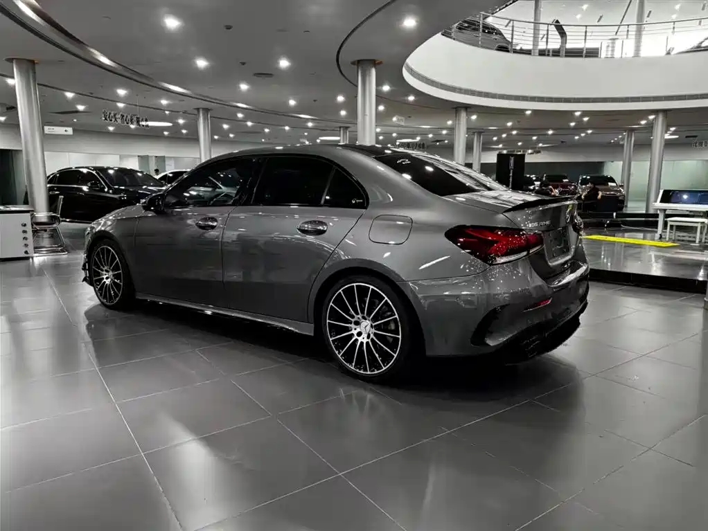 Mercedes-Benz A-Class AMG 2021 — фото 3