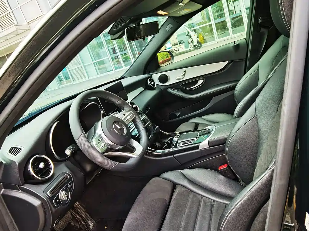 Mercedes-Benz C-Class 2020 — фото 10