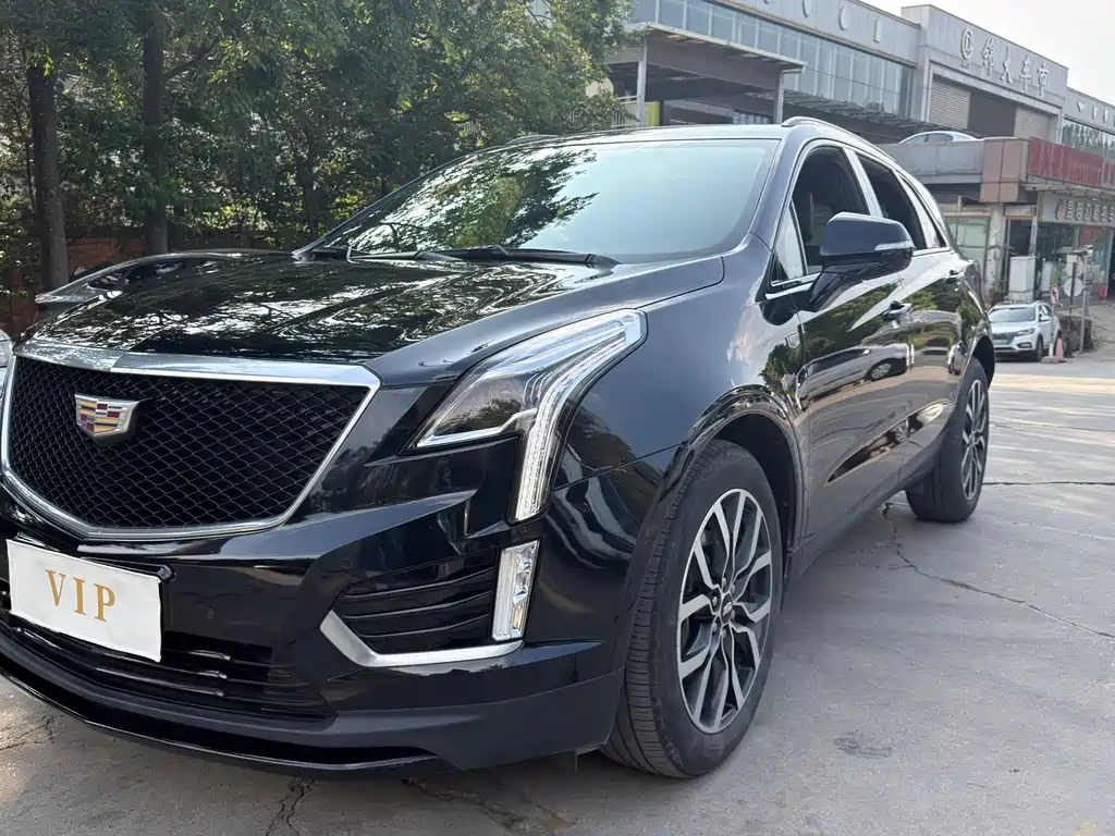 Cadillac XT5 2023 — фото 2