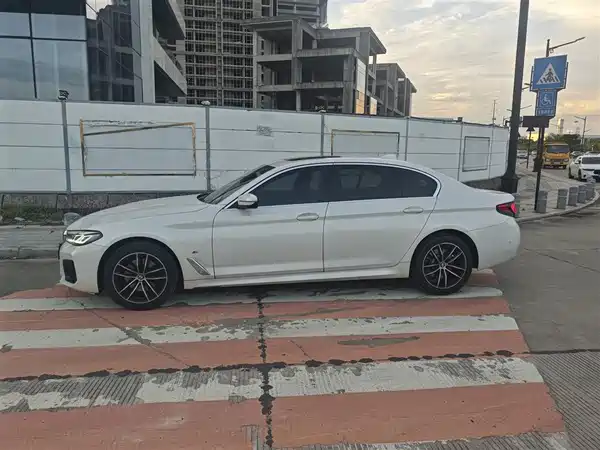 BMW 5 Series 2024
