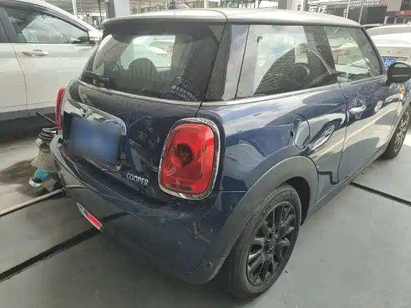 MINI 2016