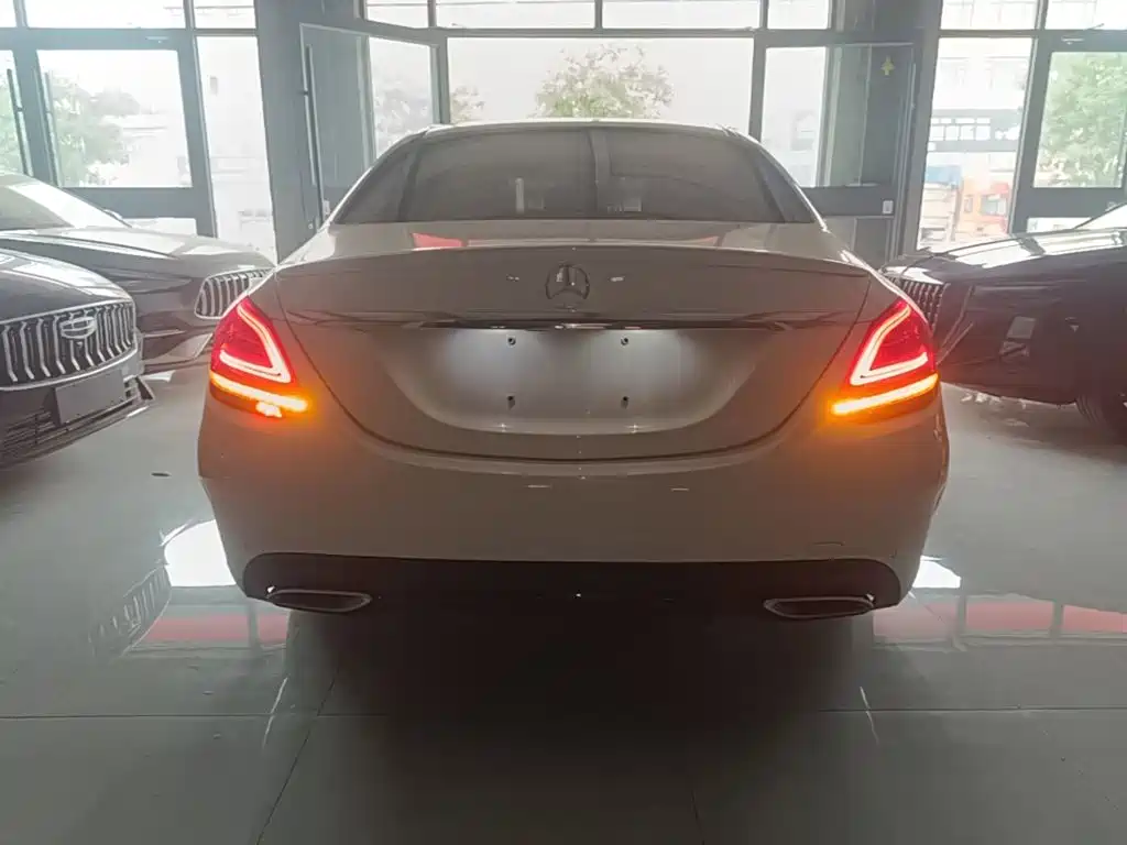 Mercedes-Benz C-Class 2020